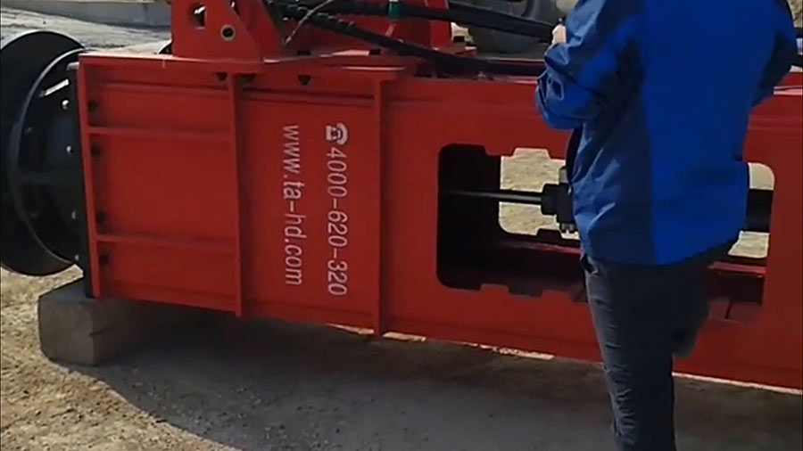 HC高速液壓夯實(shí)機(jī) HC高速液壓夯實(shí)機(jī)